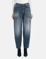 Jeans Bessie loose in denim fisso riciclato