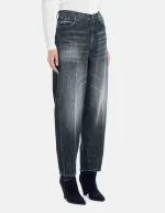 Jeans Bessie loose in denim fisso riciclato