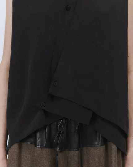 Top in seta asimmetrico nero