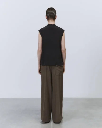 Top in seta asimmetrico nero