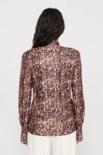 Camicia animalier con ricamo paillettes