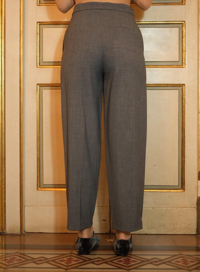 Pantalone con pinces grigio