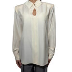 Camicia a goccia davanti con bottoni dietro in tecno fluido vaniglia