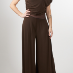 Tutina monospalla con drappeggio nero