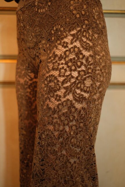 Pantalone in pizzo marrone
