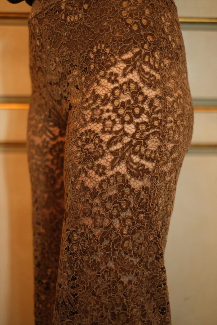 Pantalone in pizzo marrone