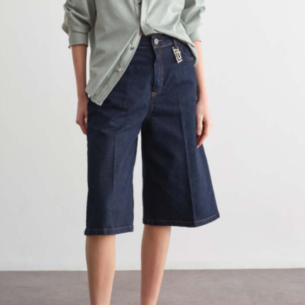 Bermuda in denim blu