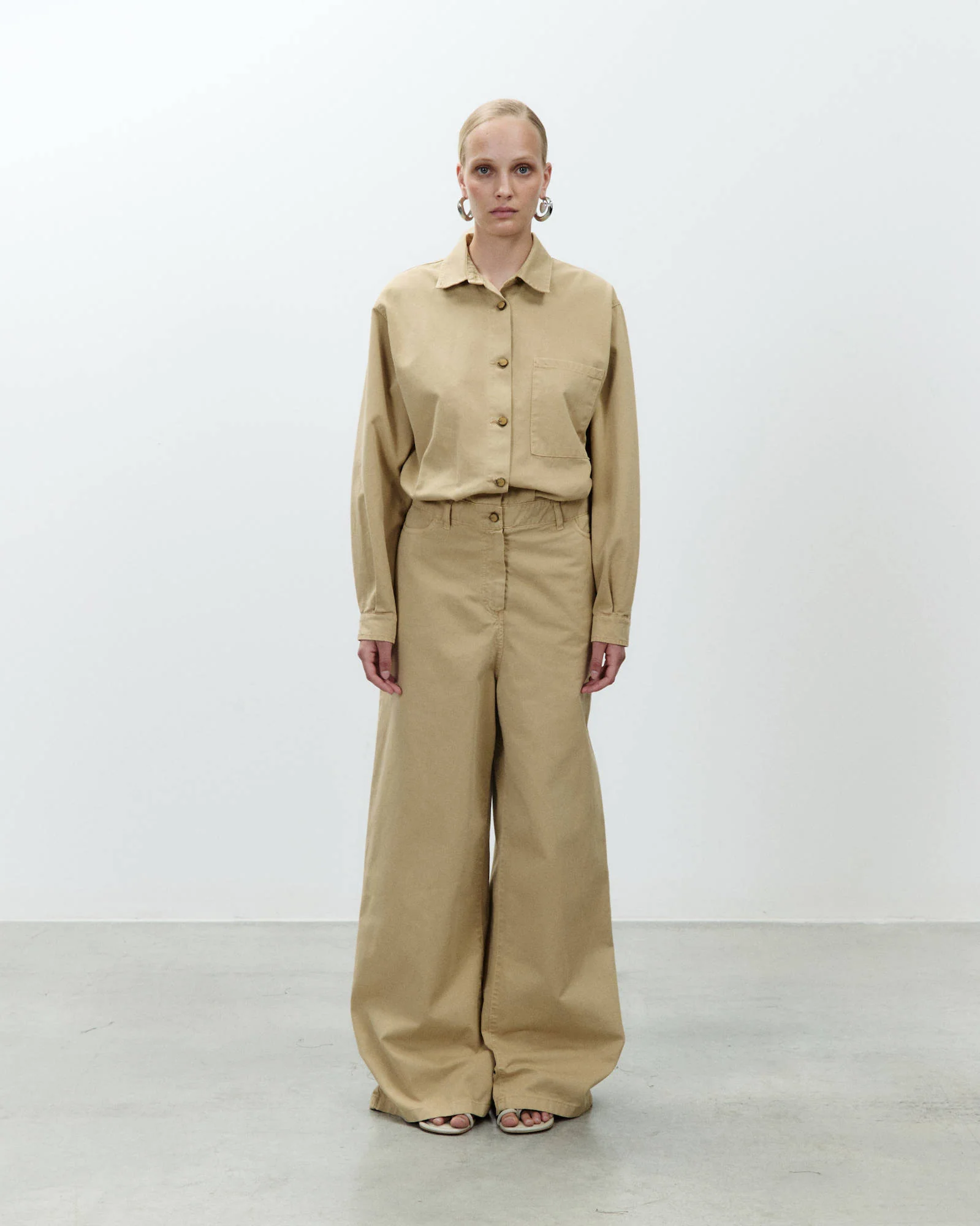 12102 ALYSI TUTA SPORTY GABARDINE WORK colore crema