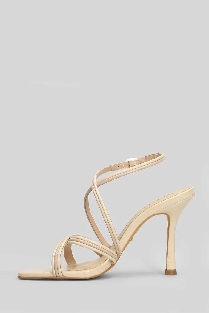 Werner Sandalo in vernice colore beige