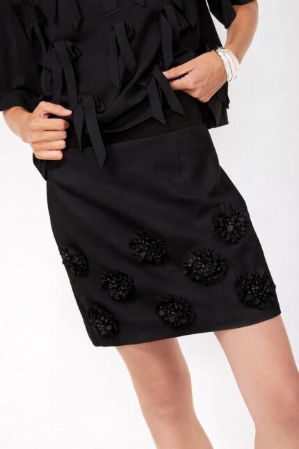 Isabelle Blanche Gonna corta nera