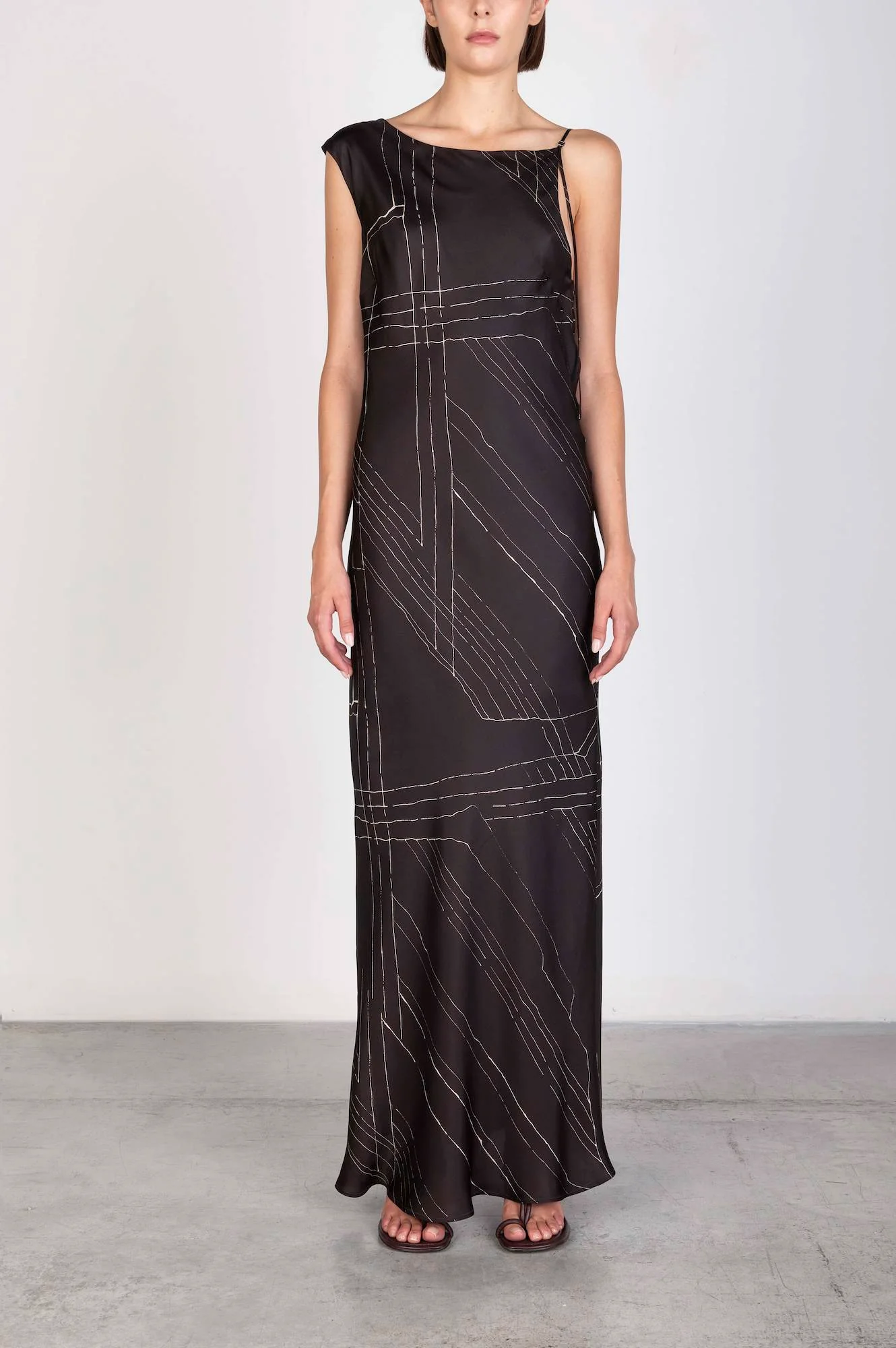 12178 Alysi Abito in seta asimmetrico colore cioccolato