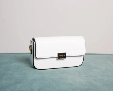 Avenue67 borsa