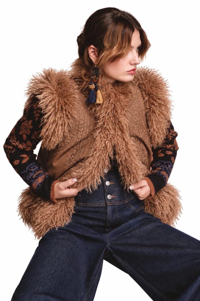 Gilet color cammello