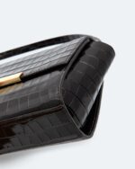 CLUTCH BAG IN PELLE EFFETTO COCCODRILLO